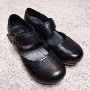 Dansko Marie Jane Clogs shoes size 40